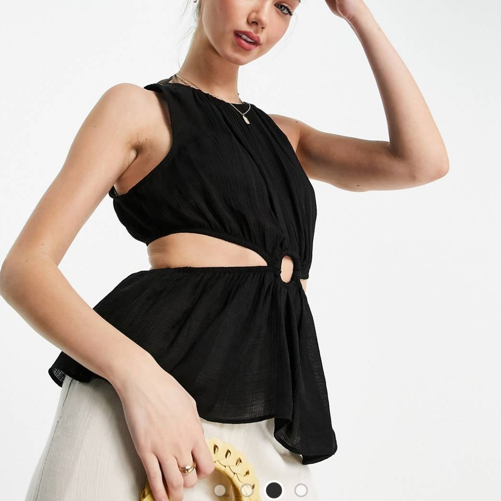 ✨5/$25✨ NWT ASOS Design ring cut out top - Picture 3 of 9